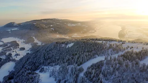 Les hauts du Jura vaudois en hiver, entre Dent de Vaulion et lac de Joux